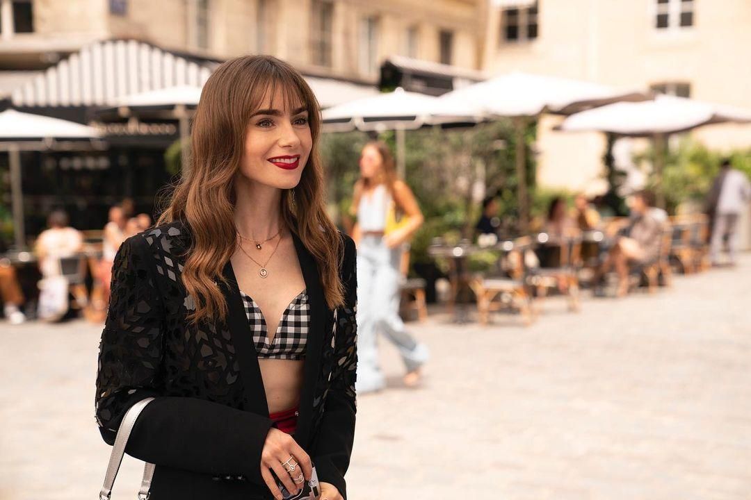 Sok izgalmat tartogat az Emily Párizsban új évada - előzetes