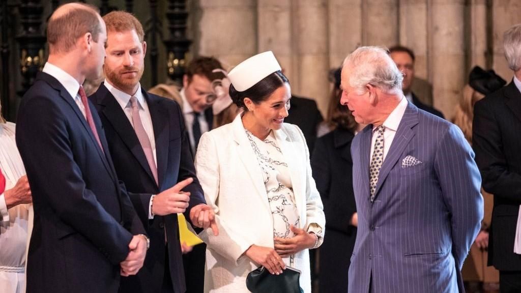 Meghan Markle privát találkozót kért az új királyhoz