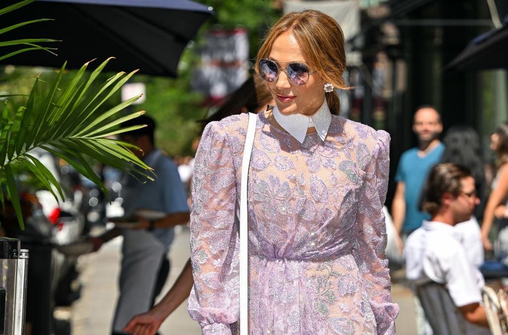 Jennifer Lopez újraalkotta az esküvői körömtrendet