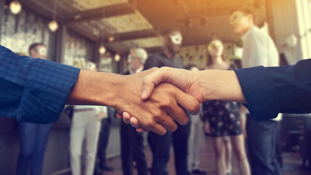 5 etikettszabály, melyeket biztos, hogy te is mindig elrontasz