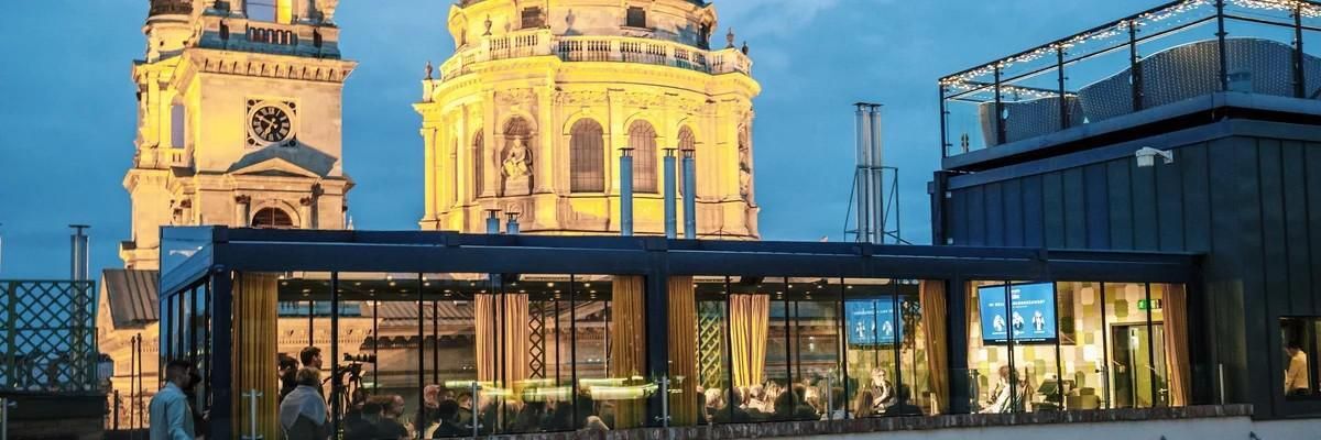 Sztárírókkal folytatódik az Offset, a Hamu és Gyémánt exkluzív beszélgetéssorozata