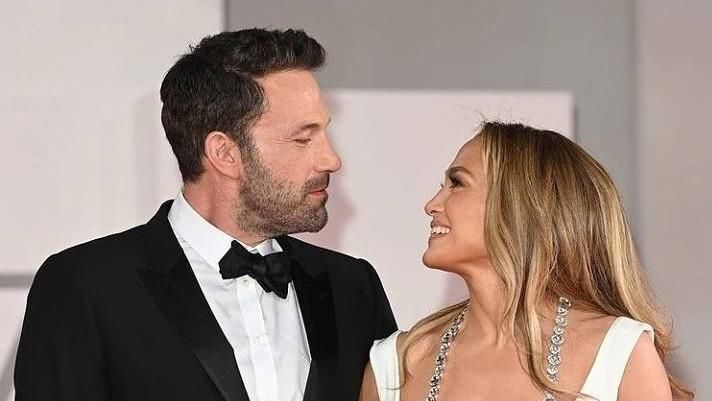 Ezeket az eljegyzési gyűrűket húzták eddig Jennifer Lopez ujjára az évek során