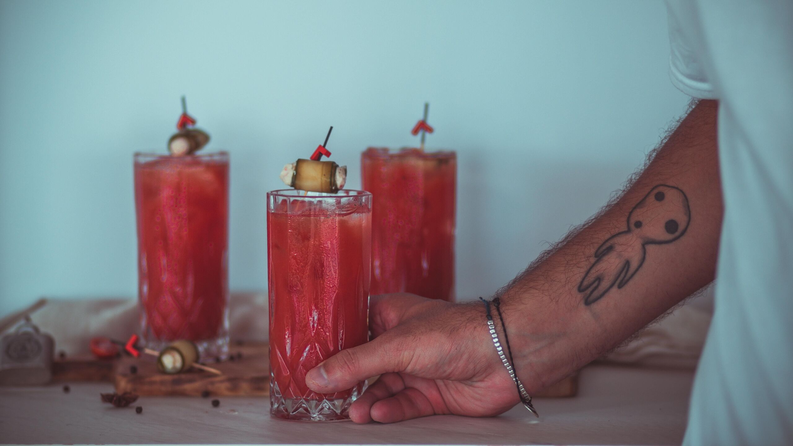 A hétvégi villásreggelihez: egy pohár, a filmekből is jól ismert Bloody Mary koktél