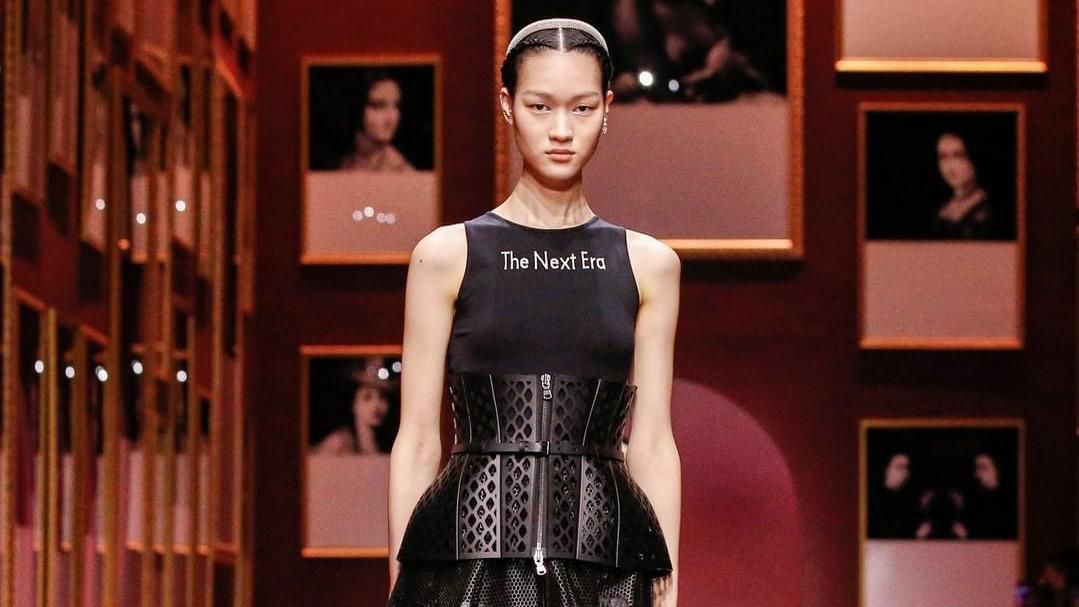 Ezek a kifutós trendek változtatják meg idén a divatot