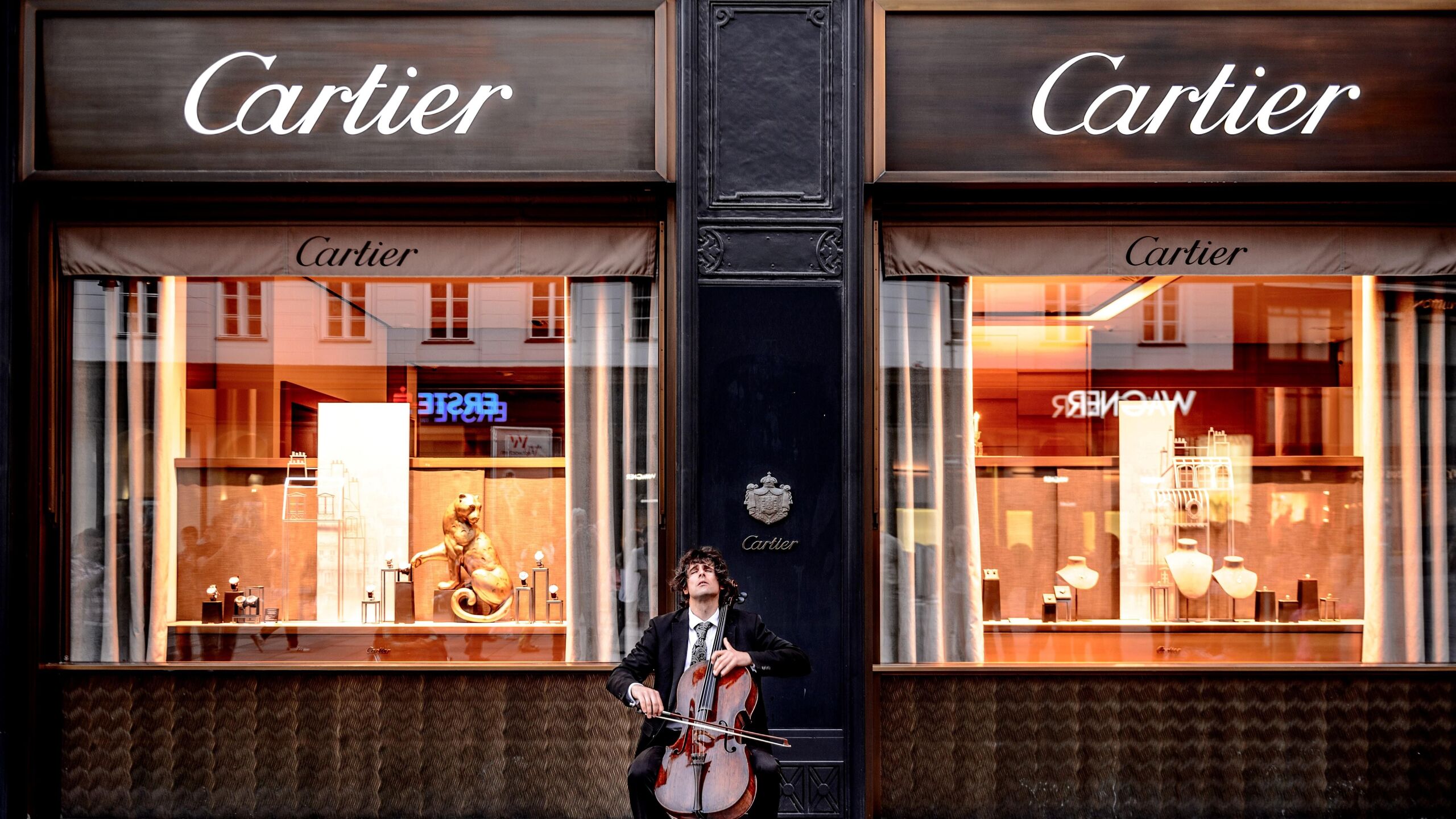 Egymásnak feszül a divatvilág — A Cartier pert indított a ​Tiffany & Co. ellen