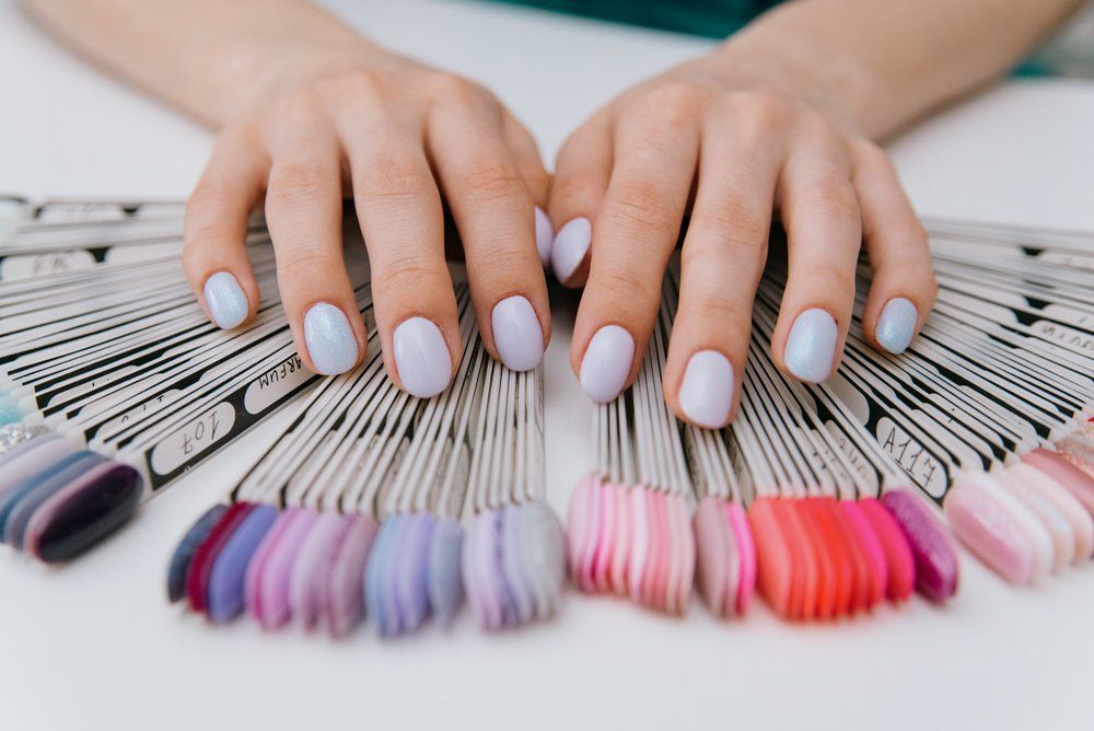 Ez az álomszerű manikűr téged is bohókás tavaszi hangulatba tesz