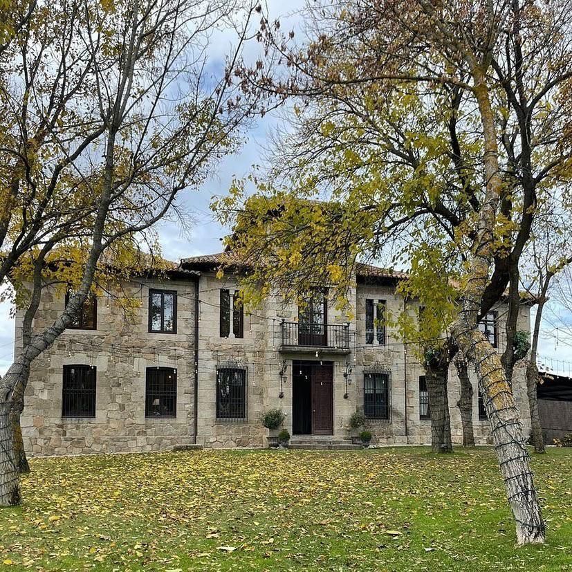 Költözz be a Professzor házába!—6 sorozatból ismert a​partman, amit kibérelhetsz