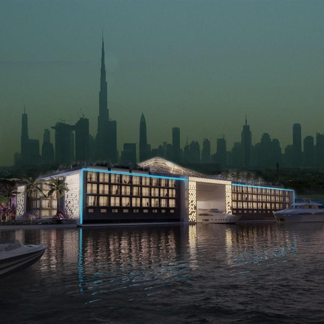 2023-ban nyílik a világ első úszó szállodája