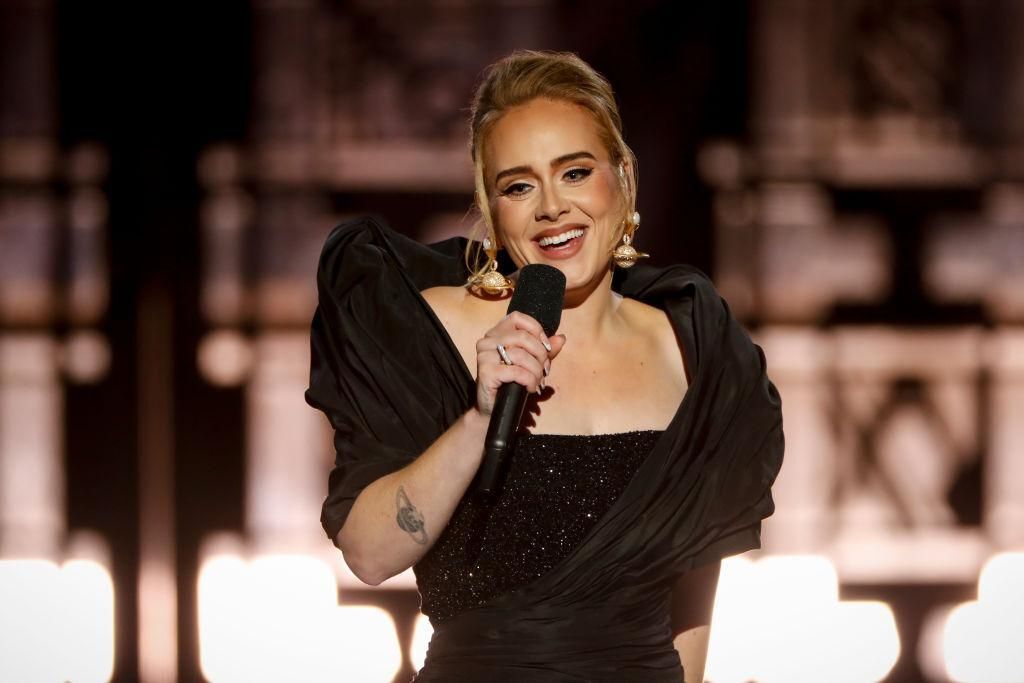 Ismét rekordot döntött Adele új albuma