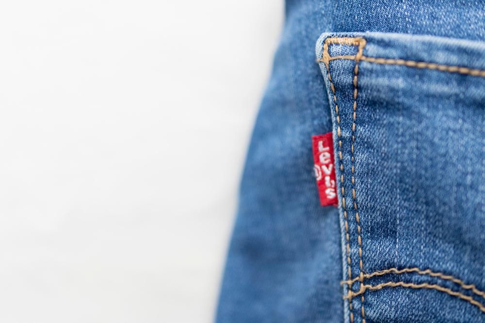 Gendersemleges verzióban tervezték újra a Levi’s népszerű darabjait