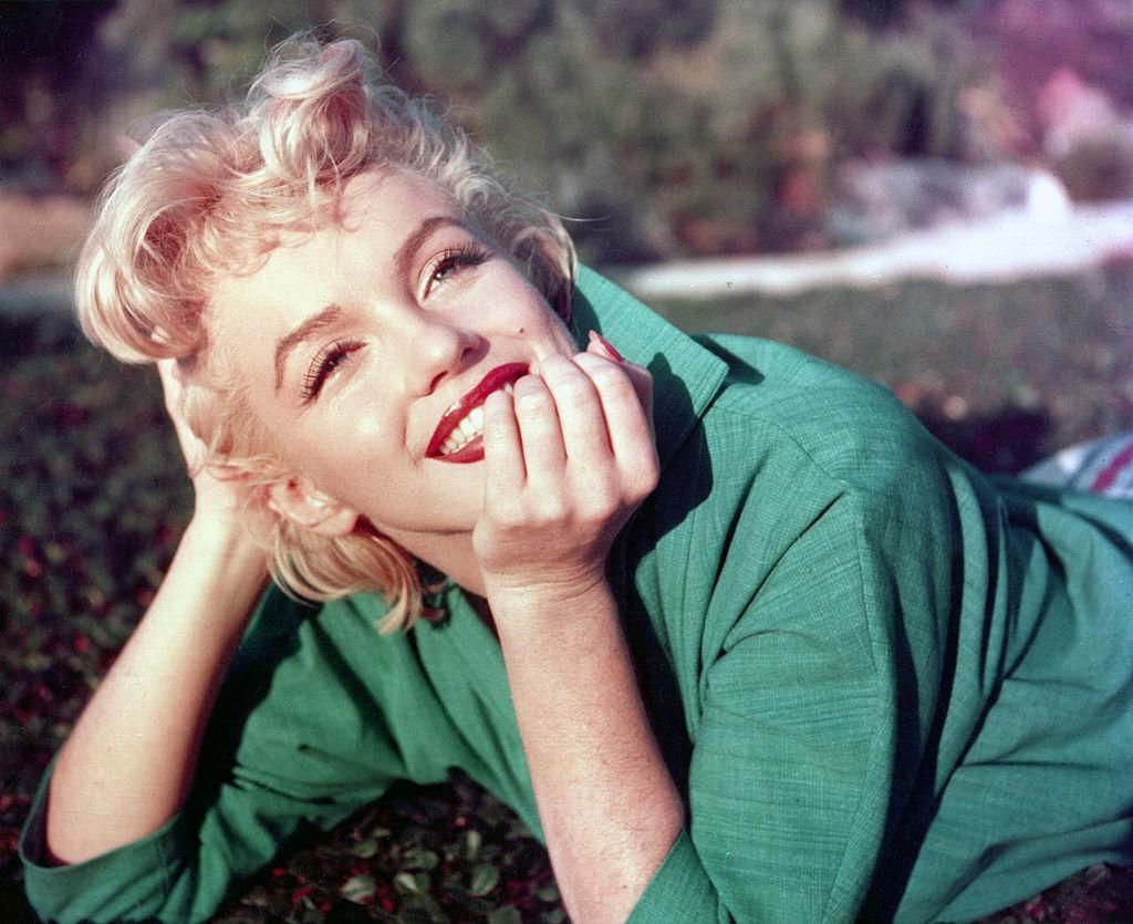 Miért pózolt Marilyn Monroe egy krumplis zsákban?