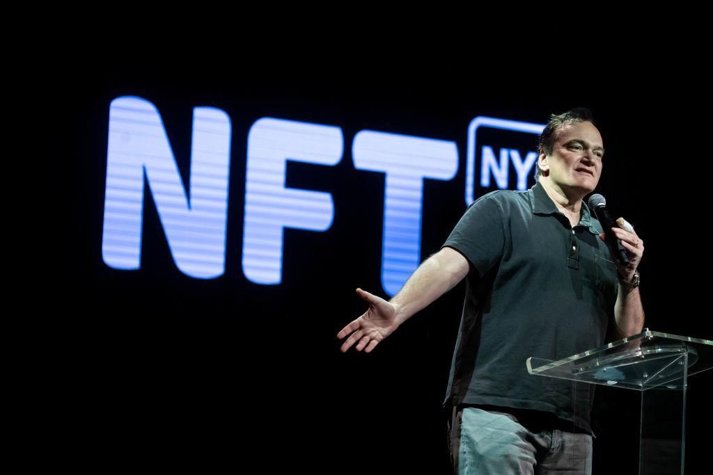 Beperelték Tarantinót – NFT-t akart a Ponyvaregényhez