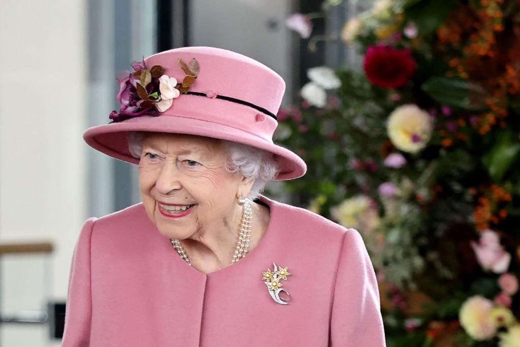 Tényleg koktélbárba vezet az alagút II. Erzsébet királynő egyik palotájából?