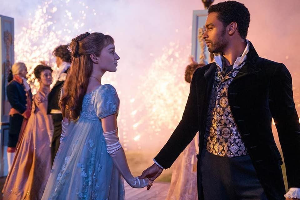 Valódi Bridgerton-bálokat szervez Amerikában a Netflix