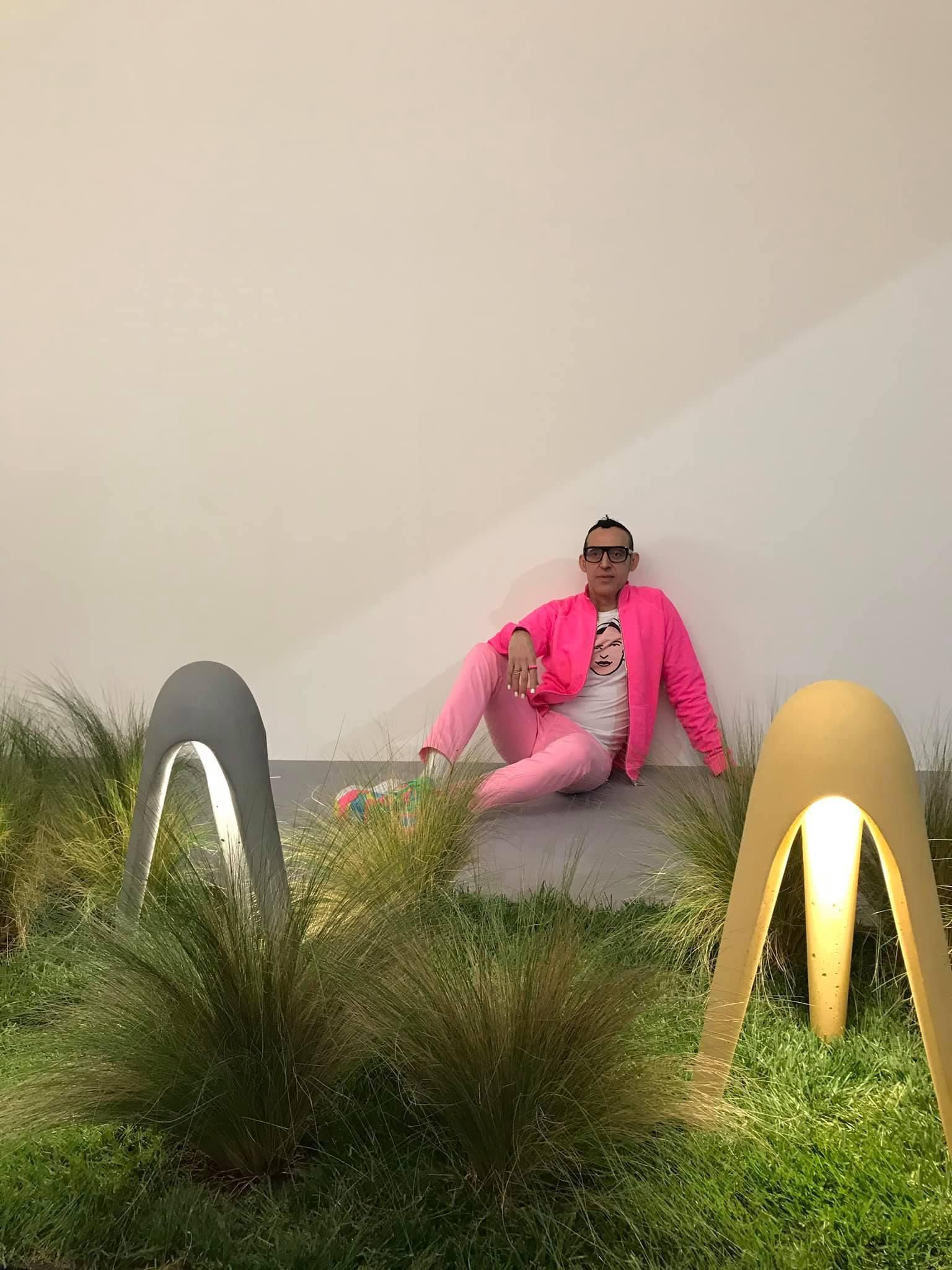 Karim Rashid kültéri lámpája UFO-leszállópályává változtatja a kertünket