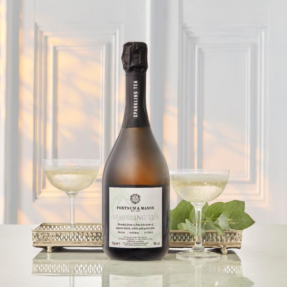 Teából készít elegáns alkoholmentes "pezsgőt" a Fortnum&Mason