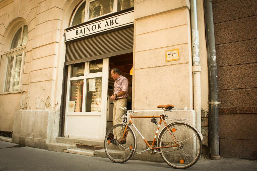 Újra élet költözik Erzsébetváros üres üzlethelyiségeibe