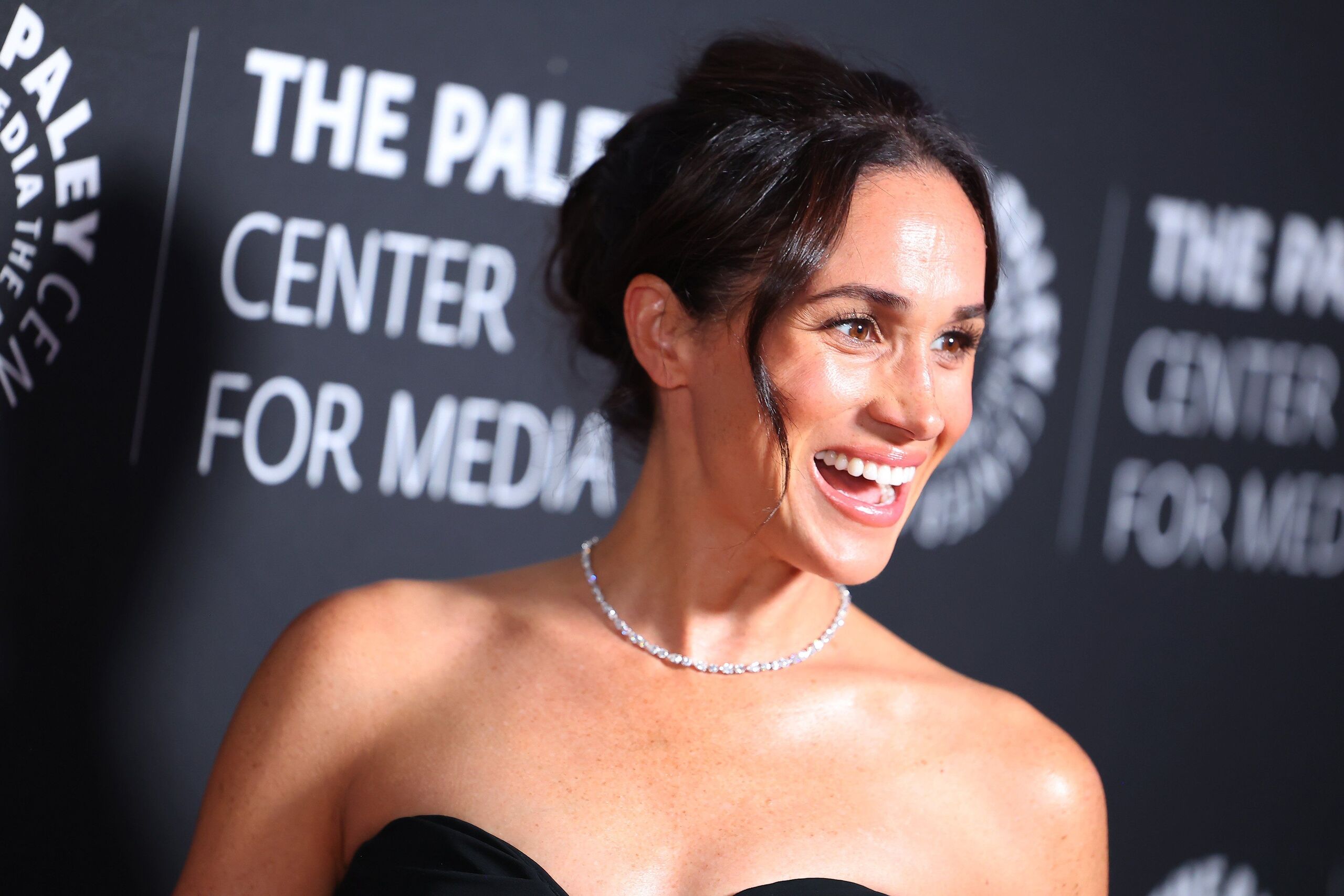 Ezt az üzenetet kapta egy légiutas-kísérő Meghan Markle-től