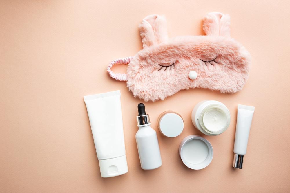 A 3 leghatékonyabb éjszakai krém a bőr helyreállításához