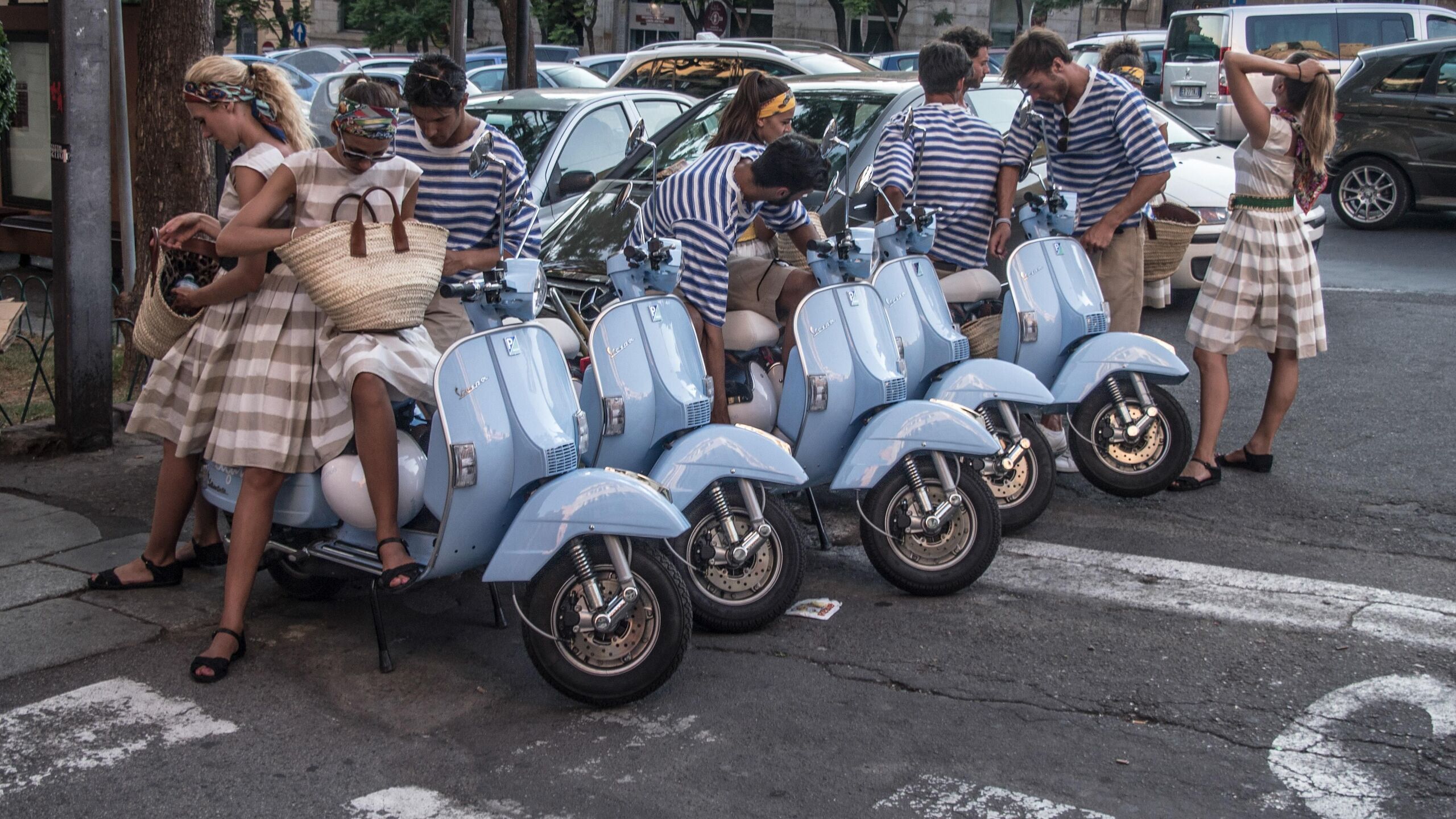 Tapasztaljuk meg a dolce vita életérzést a LEGO és a Vespa új készletével!
