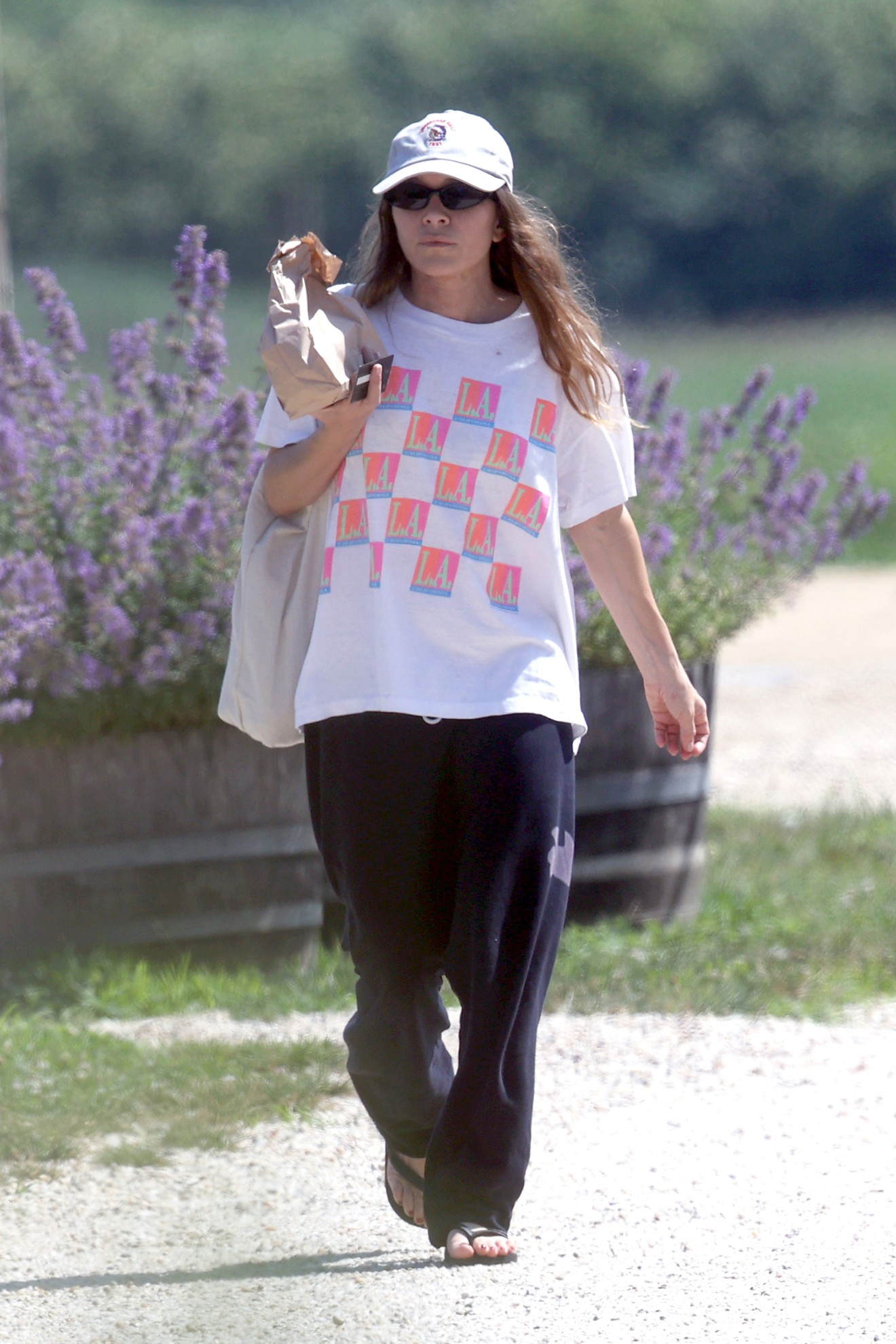 Mary-Kate Olsen épp most írta át a strandruházati szabályokat