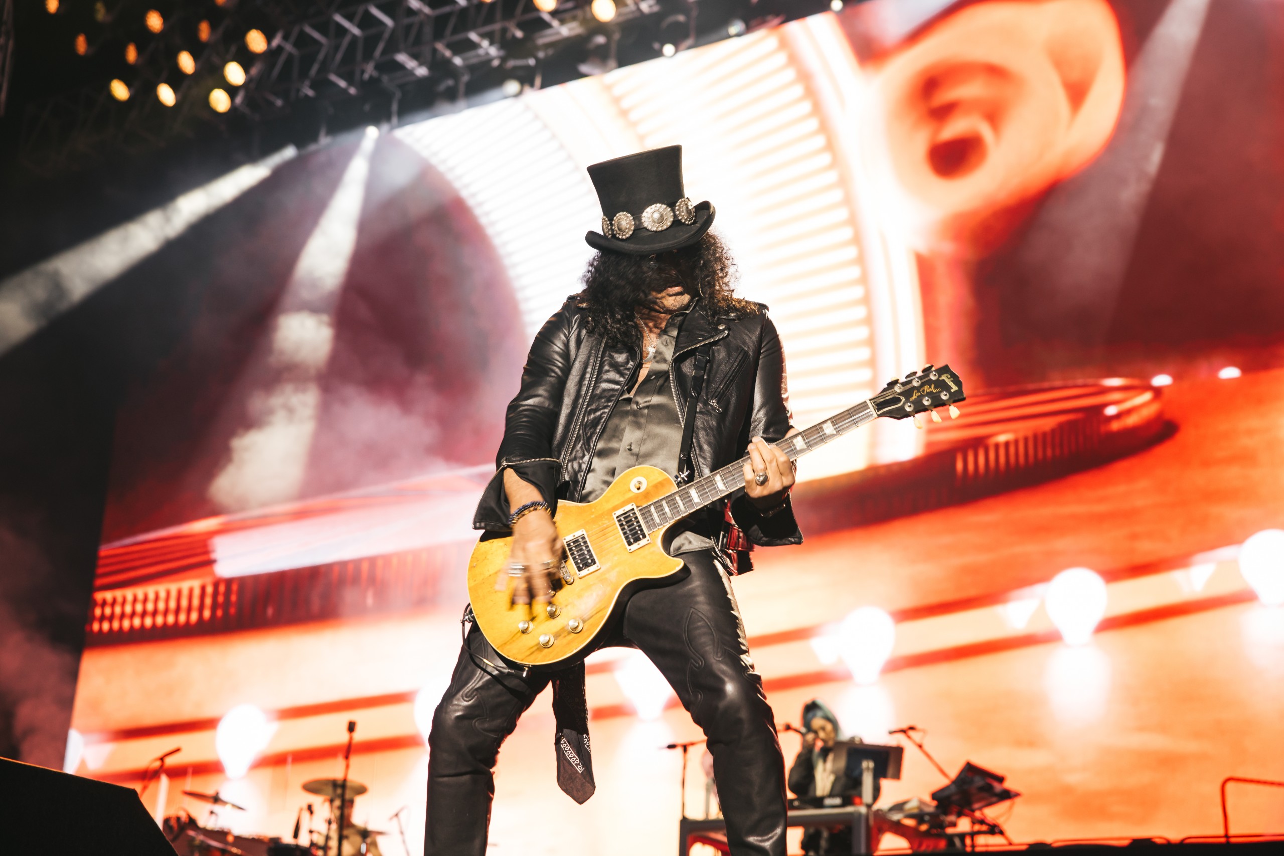 Kedvezményes VIP jegyek a Guns N’ Roses budapesti showjára!