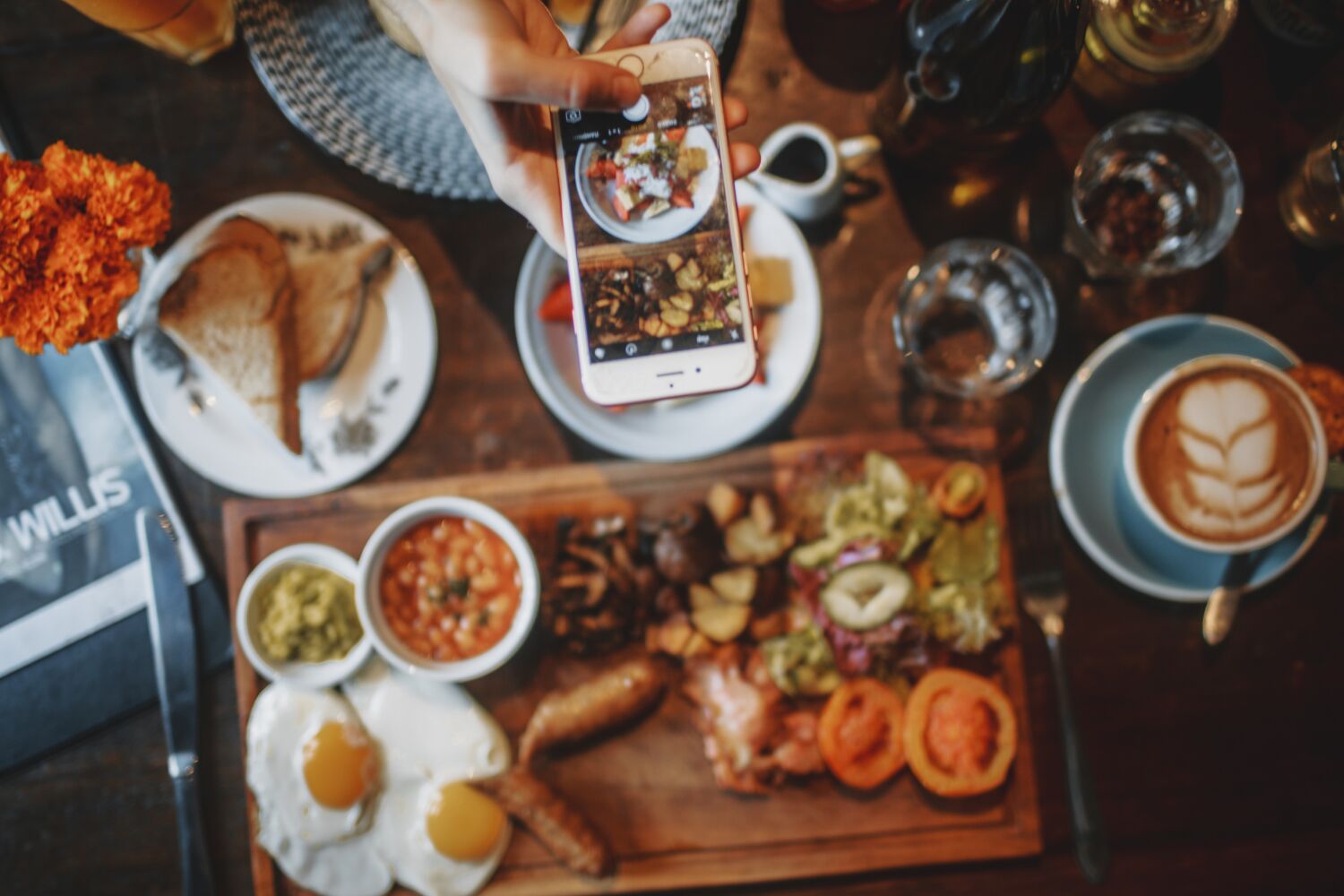 Angol reggeli vagy avokádós pirítós – mit válassz reggelire? (X)