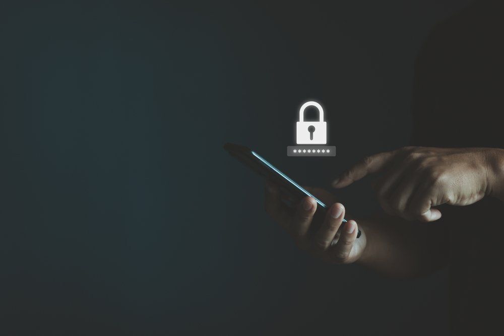 Erre figyelj, ha félsz, hogy lehallgatják a telefonod