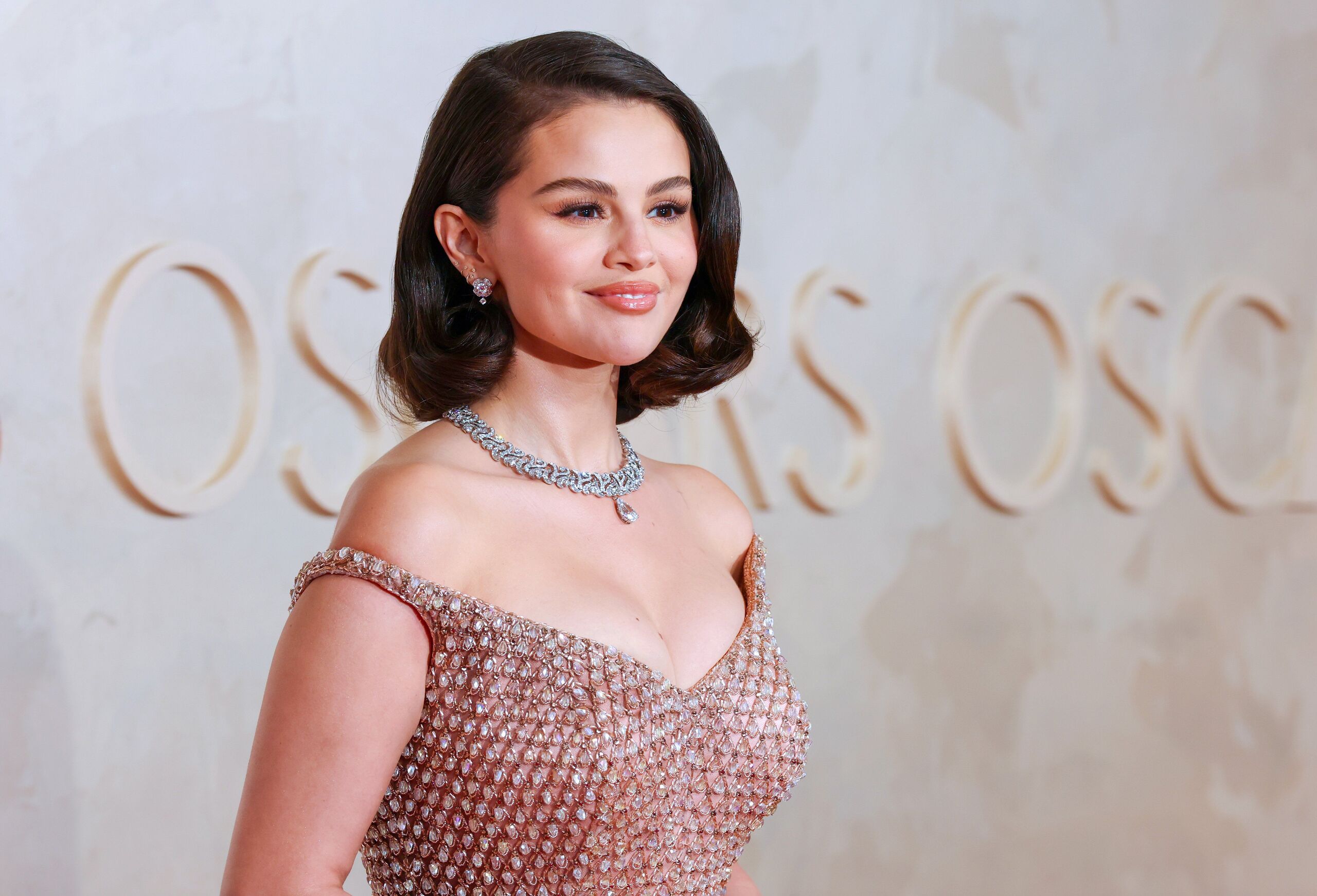 Füstös szemek, feltűzött tincsek − inspirálódj az Oscar-gála legszebb megjelenéseiből