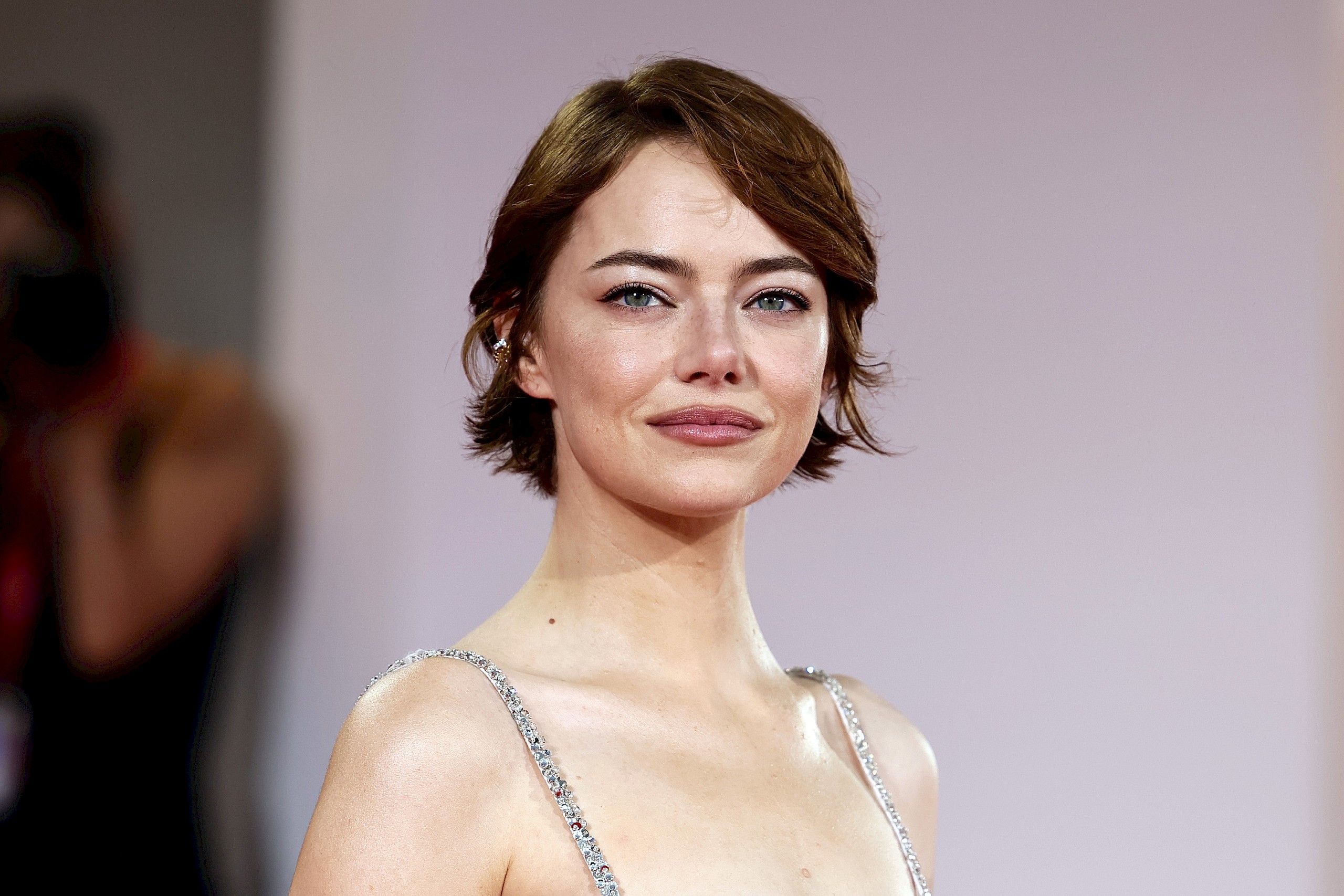 Emma Stone különleges megjelenése beragyogta az egész Velencei Filmfesztivált