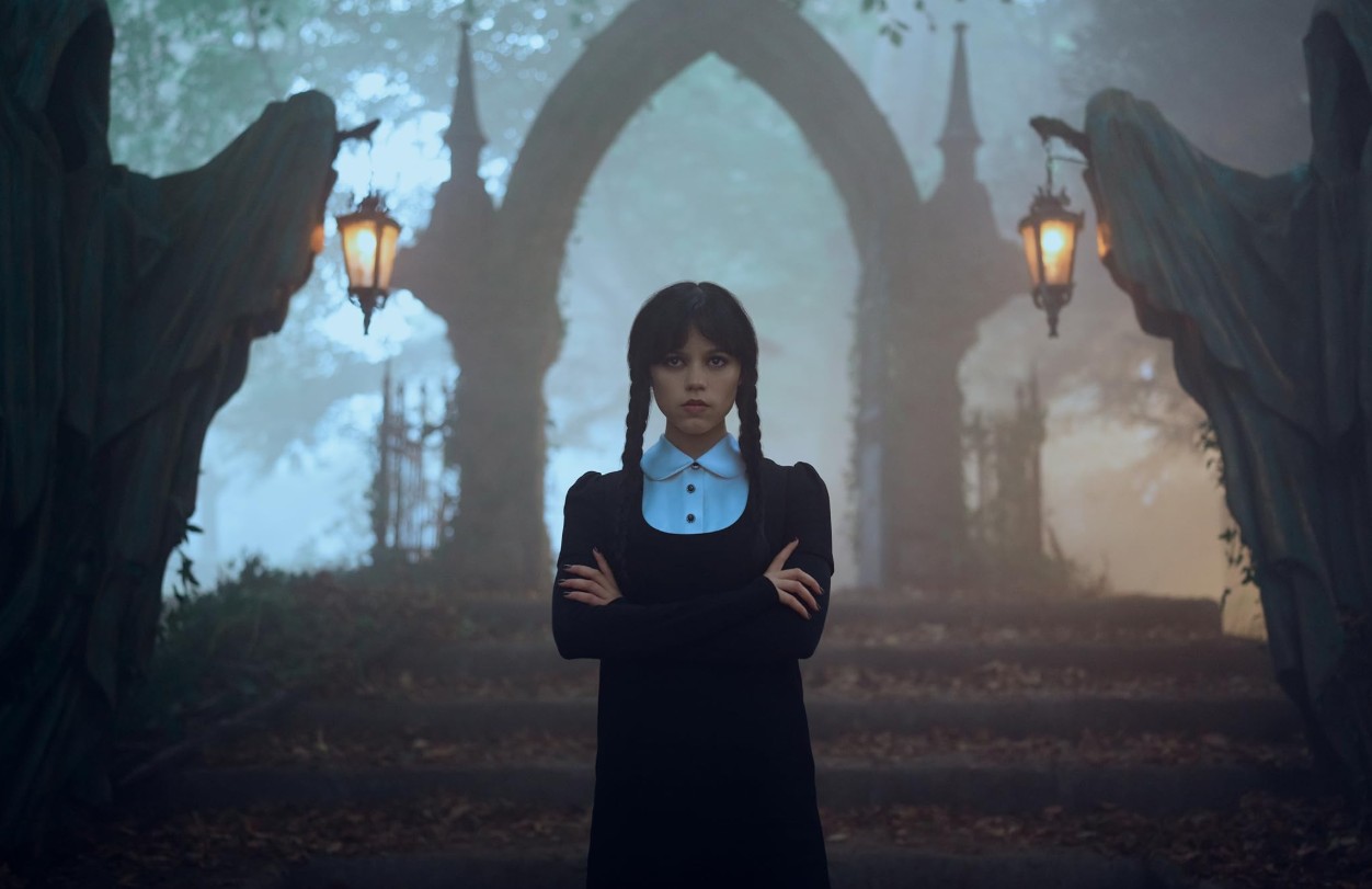 A Wednesday stábja belengette a 3. és egyben „legsötétebb” évad premierdátumát