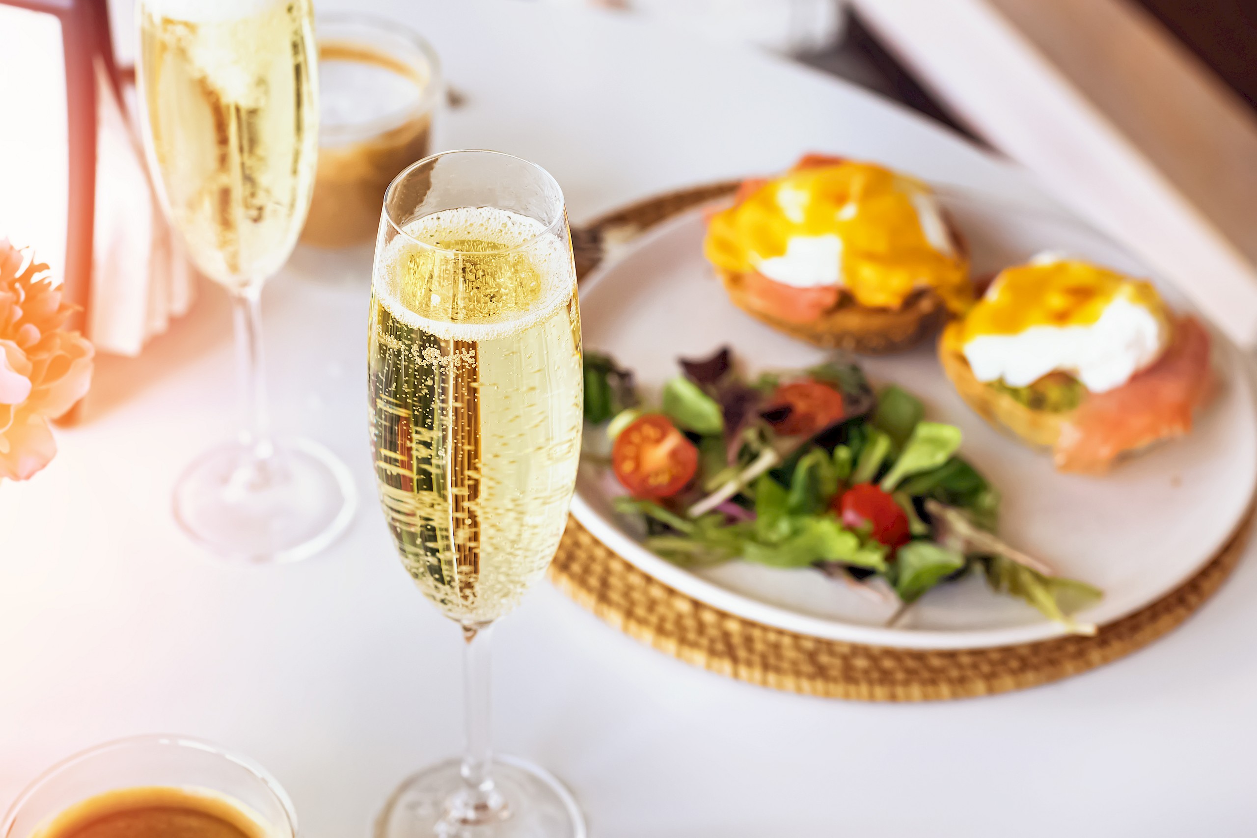 Élőzenés gourmet élmények várnak a Sunday Brunchon a Budapest Borfesztivál keretében
