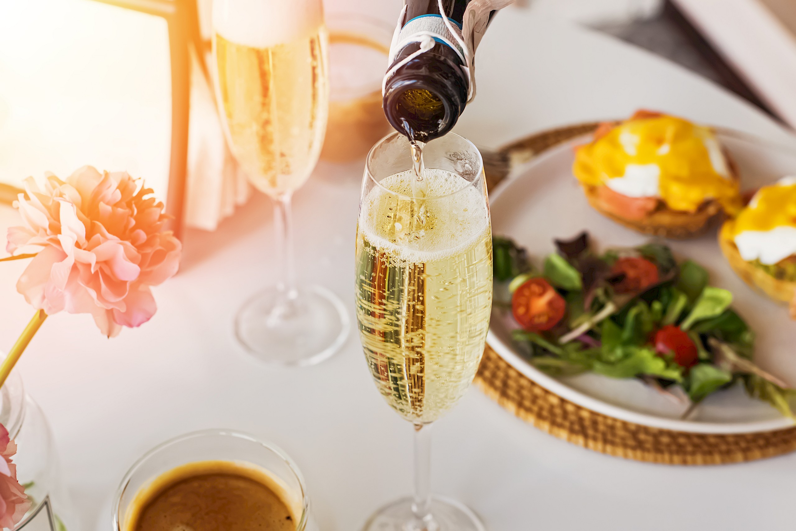 Élőzenés gourmet élmények várnak a Sunday Brunchon a Budapest Borfesztivál keretében