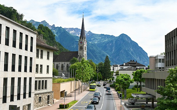 Vaduz, Lichtenstein / Ondrej Bocek, Unsplash