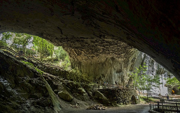 Zugarramurdi Barlang, Spanyolország / Tomas Calle Boyero, Shutterstock