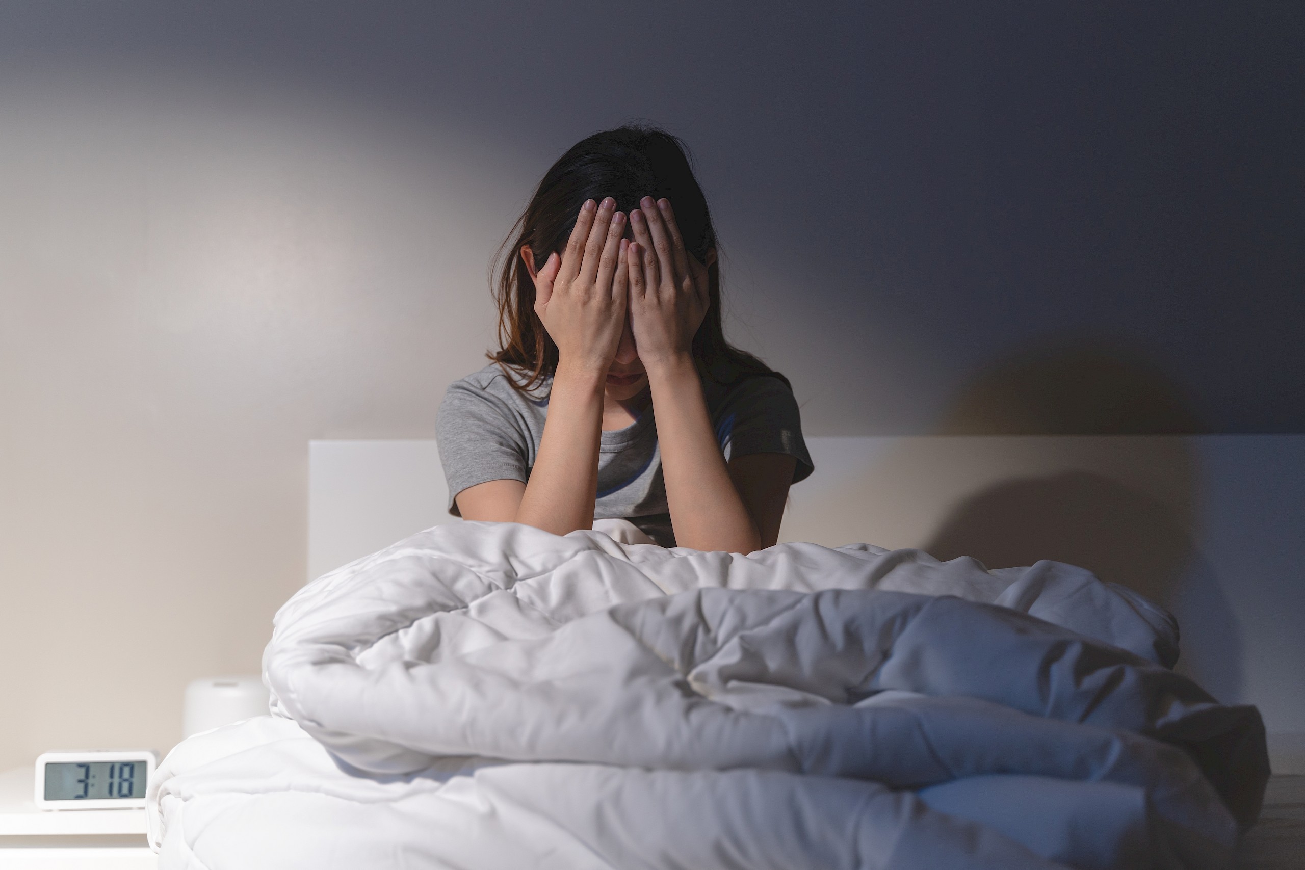 A demencia korai figyelmeztető jele lehet ez az alvási szokás