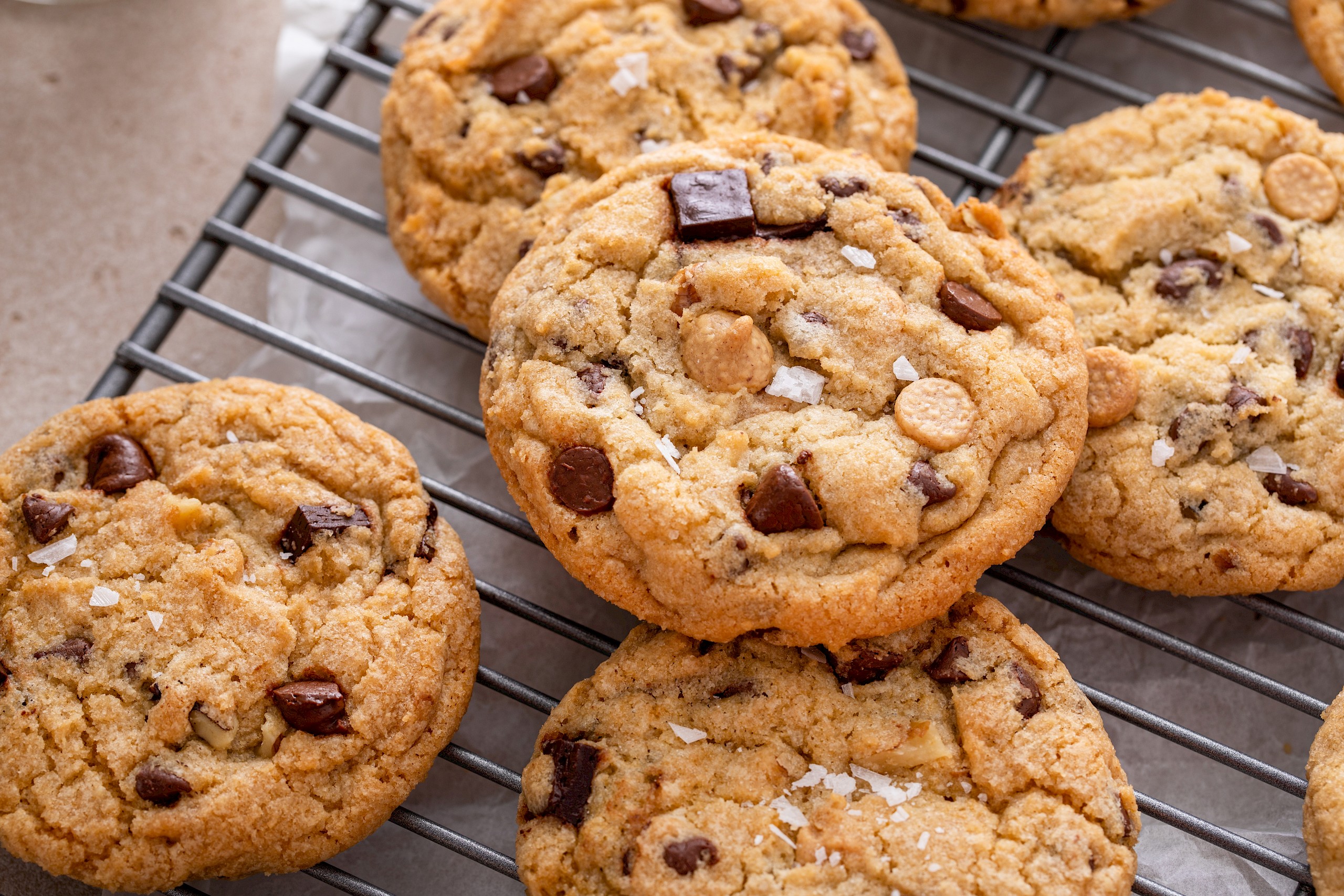Így készül a tökéletes vendégváró csokis keksz – recept!