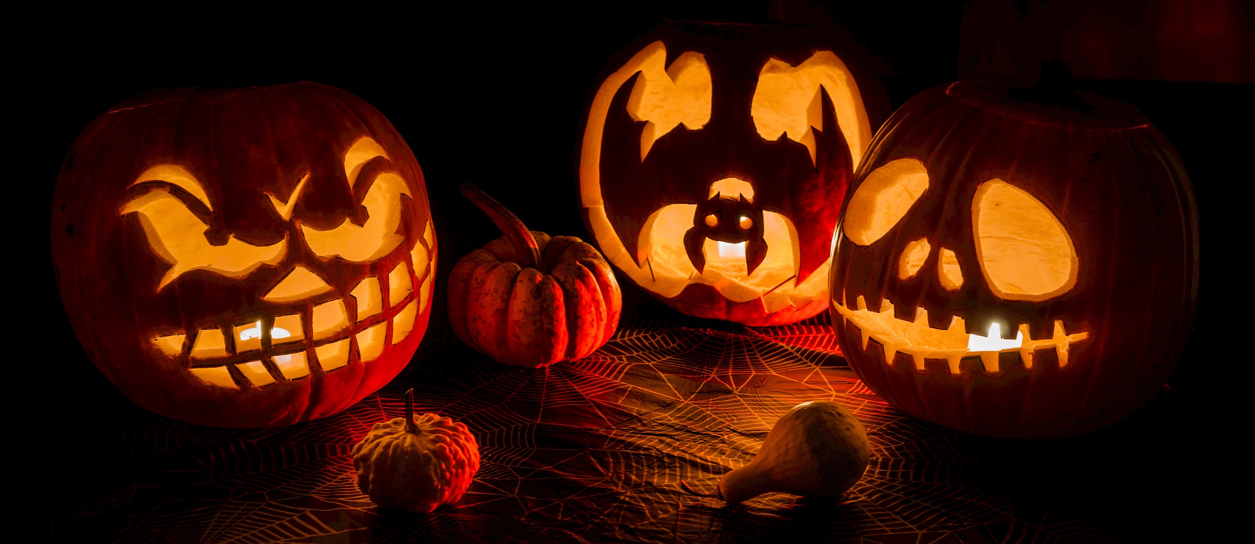 Tökfaragás újragondolva: 4 kreatív minta, amitől igazán egyedi lesz a töklámpásod