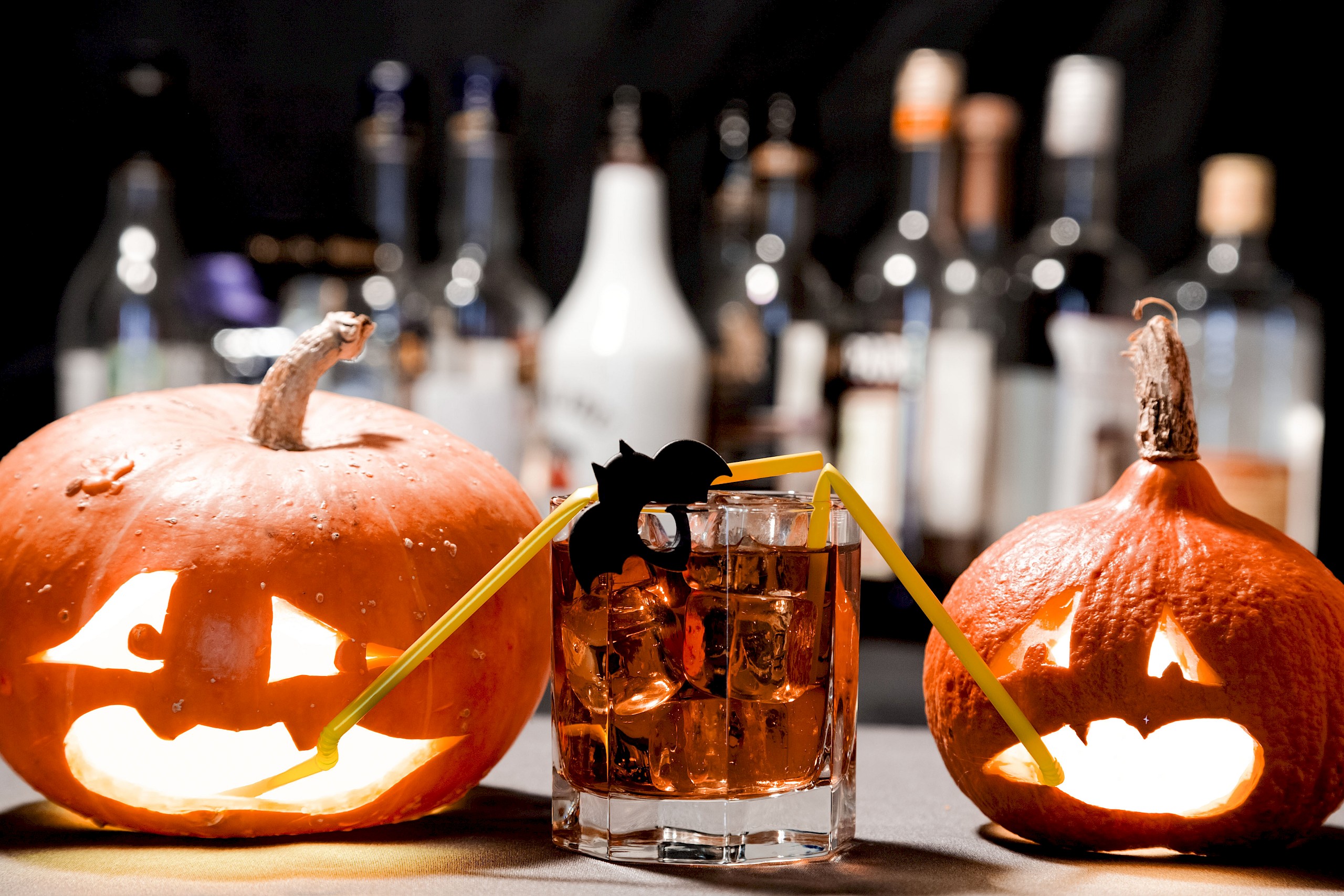 Teremts halloweeni varázslatot ezekkel a boszorkányos koktélokkal