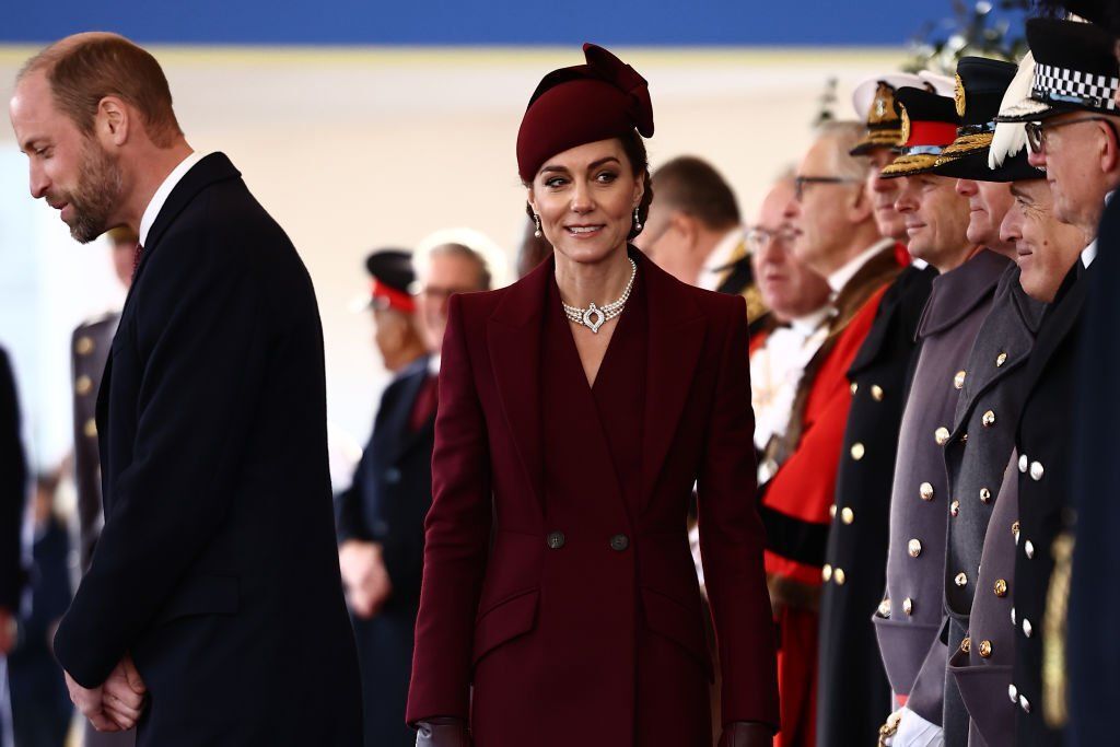 Katalin hercegné elegáns karácsonyi öltözék inspirációt nyújt