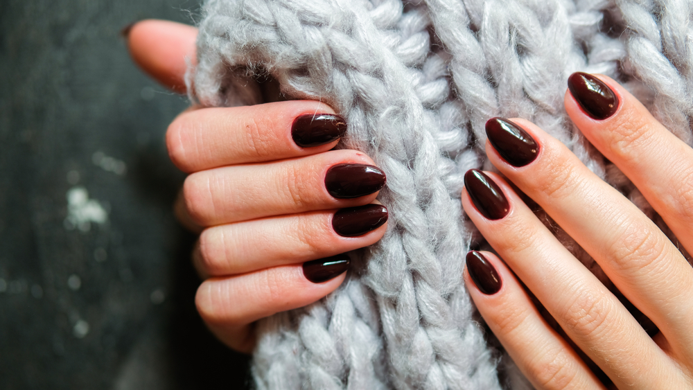 A 6 legmenőbb manikűrszín novemberre, ami ráadásul mindenhez illik