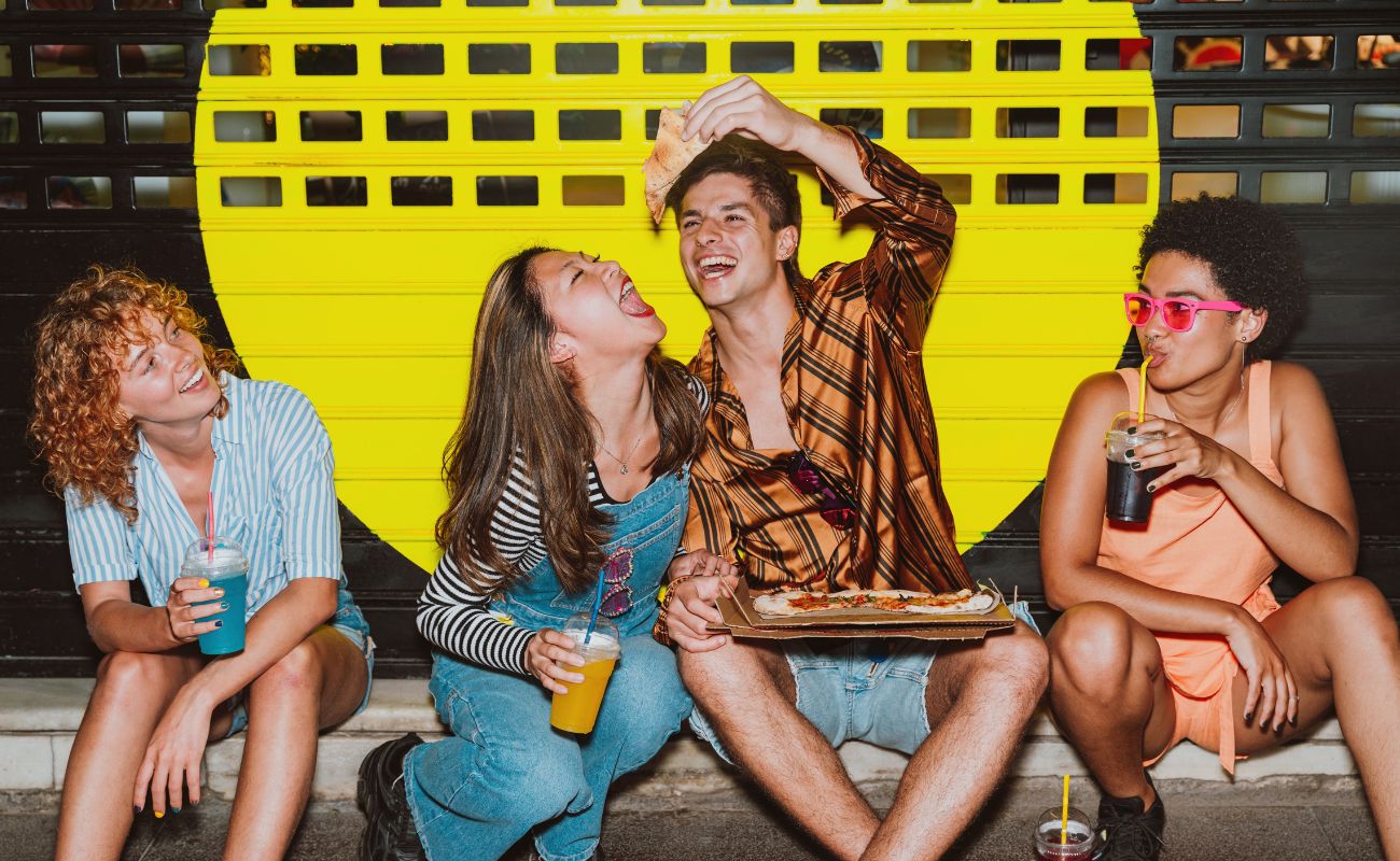 „A legkomolytalanabb generáció”: Miért viccelnek el mindent a Gen Z-sek?