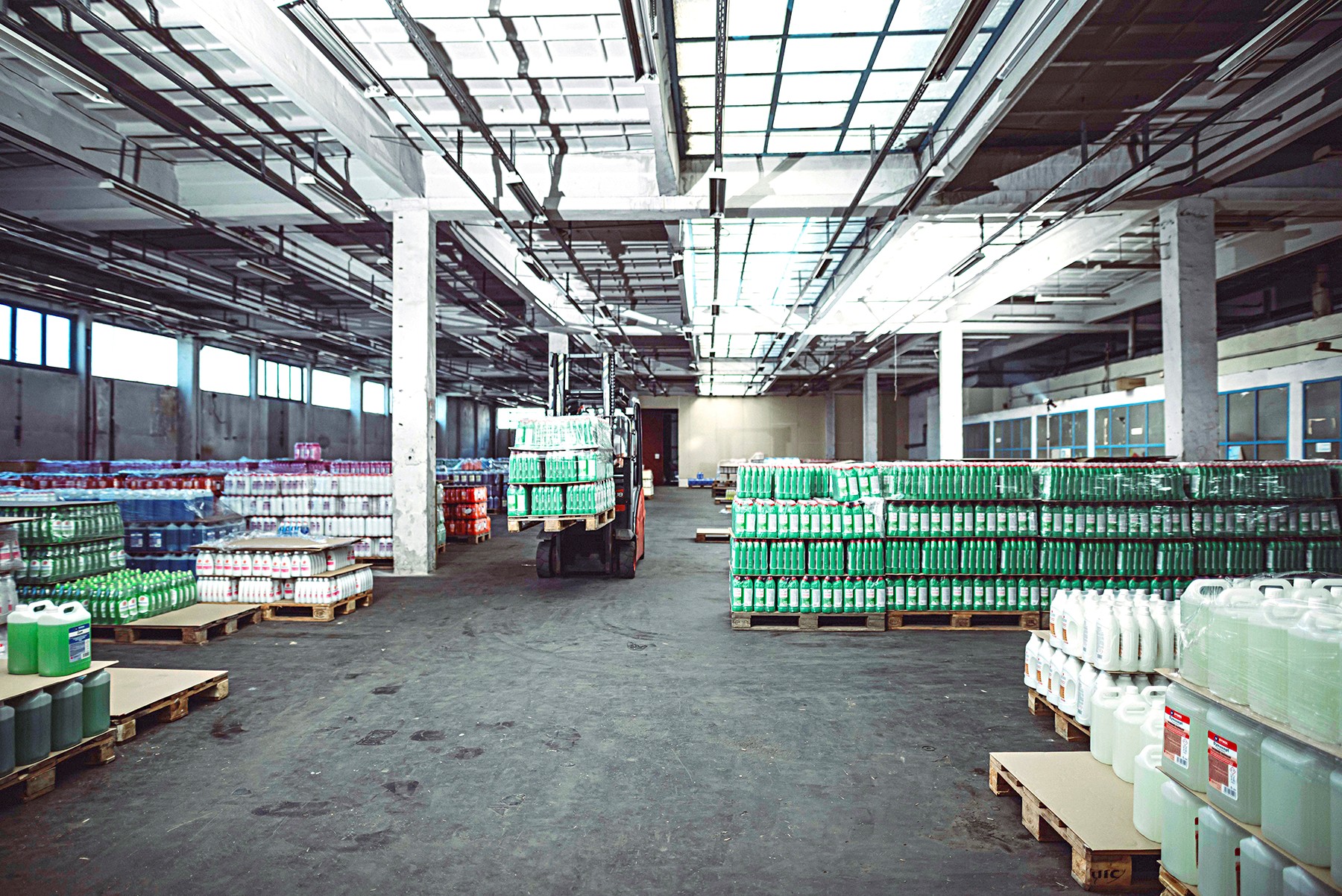 Tisztaság, minőség, felelősség – 42 éve a magyar vegyipar élvonalában a DYMOL (x)