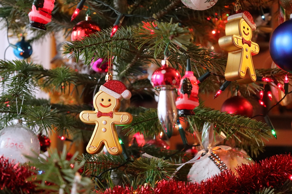 8 furcsa dolog, amit régen karácsonyfadísznek használtak