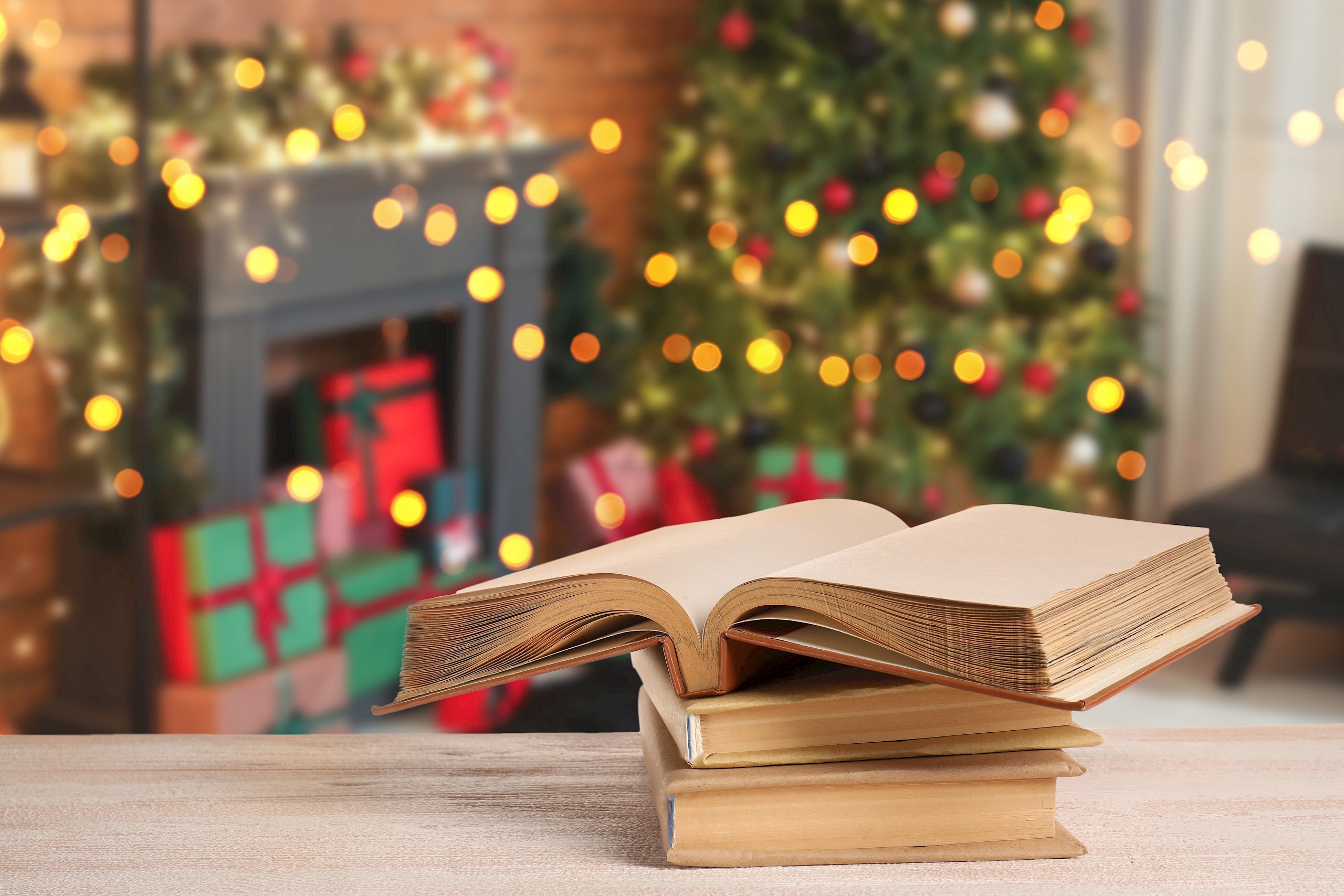 6 könyvújdonság, ami karácsonyi ajándéknak is tökéletes