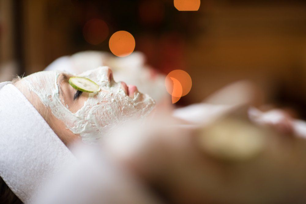 Kiderült, valóban segít-e az uborka a szem alatti táskákon