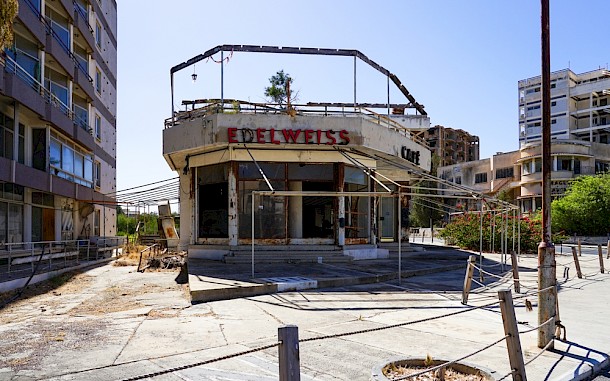 Elinena/Shutterstock