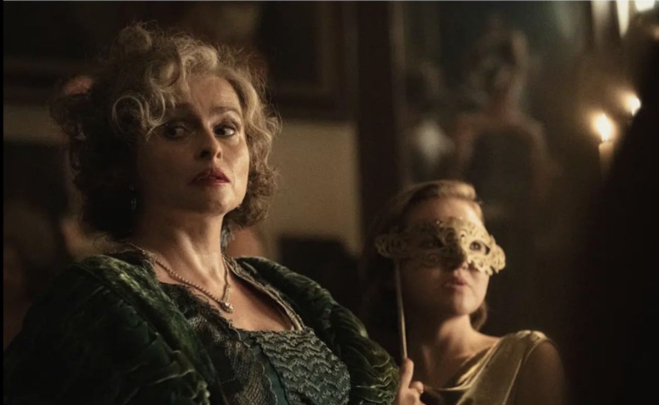 Ezt a Netflix-krimit már tűkön ülve várjuk – és nem csak Helena Bonham Carter miatt