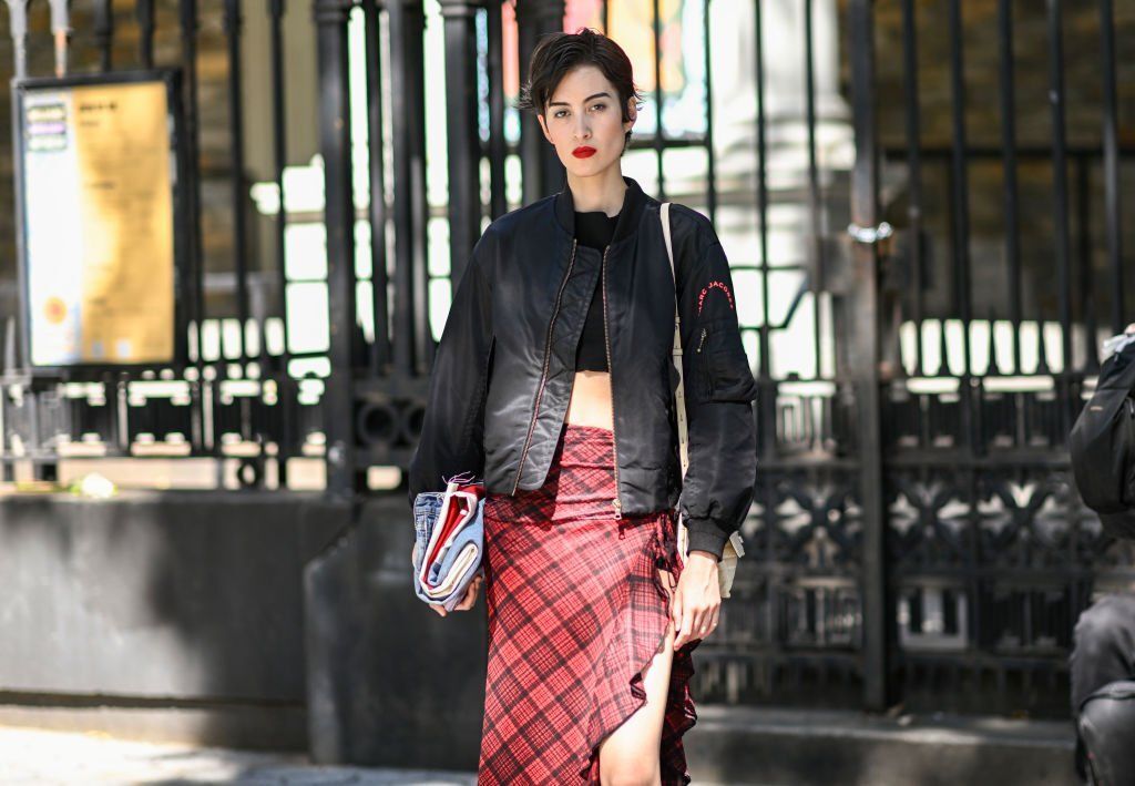 Divatmeglepetés: ez a szoknyatípus mindenhol ott lesz idén ősszel