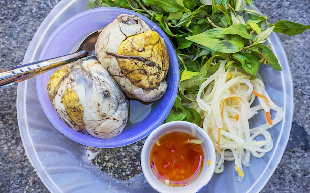 Nguyen Quang Ngoc Tonkin, Shutterstock